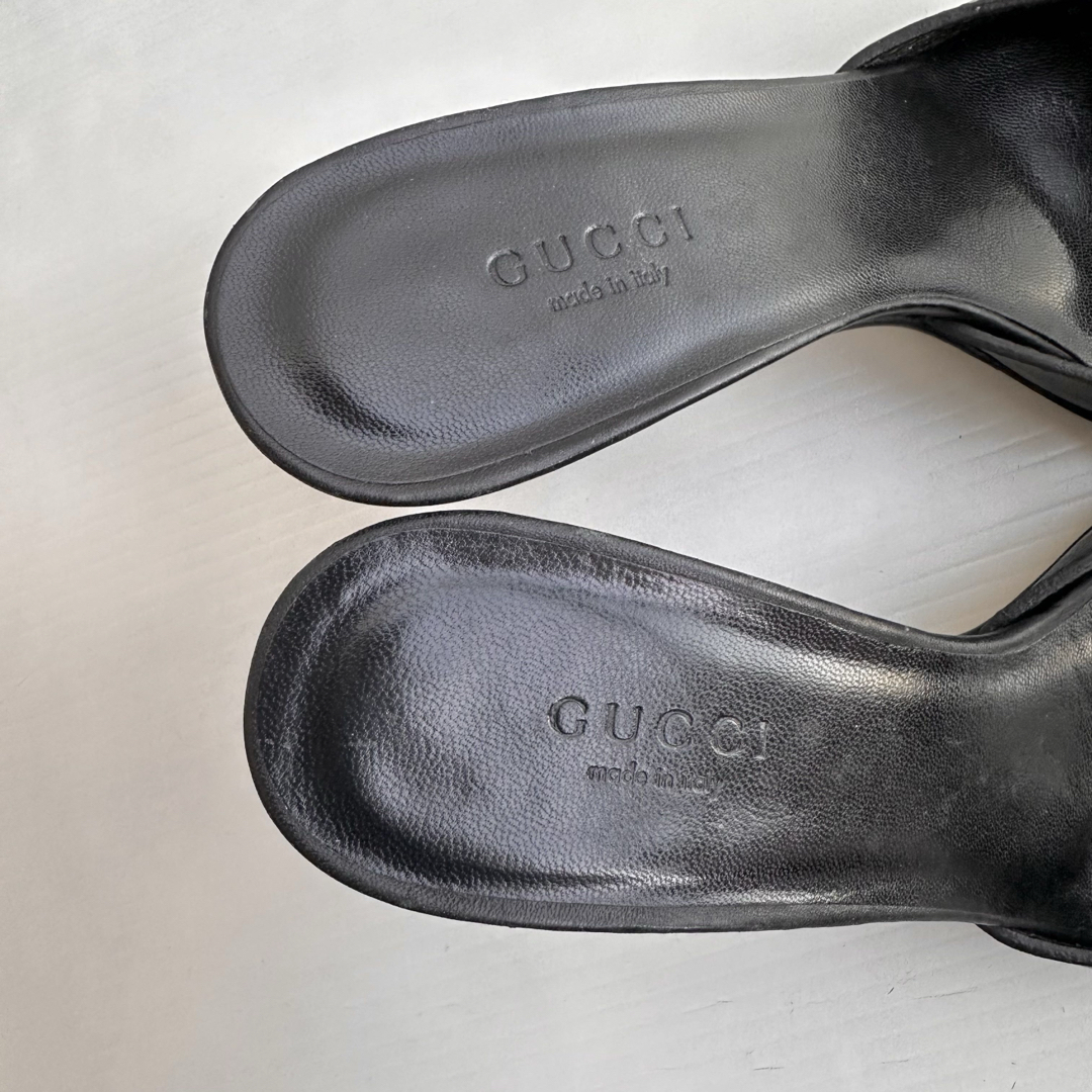 GUCCI - GUCCI グッチ ベルト付き ミュール サンダル ハイヒール GUCCI - GUCCI グッチ ベルト付き ミュール サンダル ハイヒール