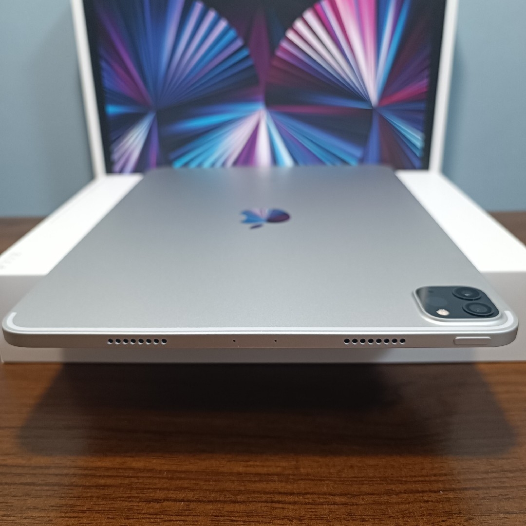 Apple - (美品) iPad Pro 11インチ 第3世代 WiFi 256GBの通販 by Apple - (美品) iPad Pro 11インチ 第3世代 WiFi 256GBの通販 by