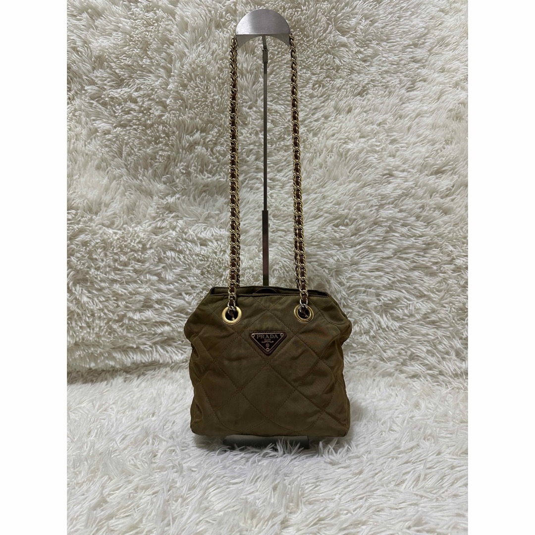 PRADA - 希少 プラダ キルティング チェーン 三角ロゴ PRADA - 希少 プラダ キルティング チェーン 三角ロゴ