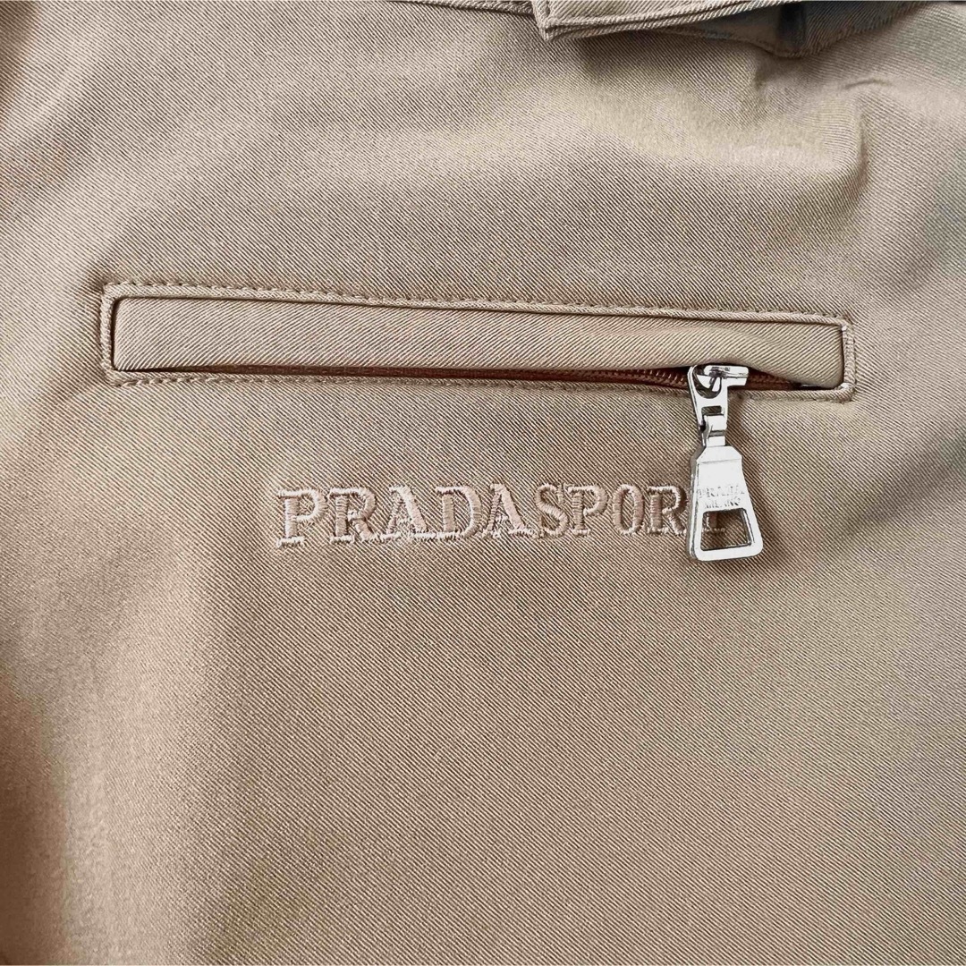 PRADA - 【美品】PRADA ベージュ スリムフィットパンツの通販 by PRADA - 【美品】PRADA ベージュ スリムフィットパンツの通販 by
