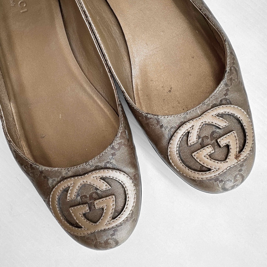 GUCCI - GUCCI グッチ GG柄 総柄 フラットシューズ パンプス GUCCI - GUCCI グッチ GG柄 総柄 フラットシューズ パンプス