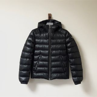 PRADA(ジャケット/アウター)のフリマアイテム一覧 PRADA(ジャケット/アウター)のフリマアイテム一覧