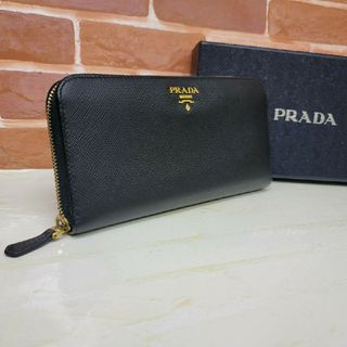 PRADA(財布)のフリマアイテム一覧 PRADA(財布)のフリマアイテム一覧