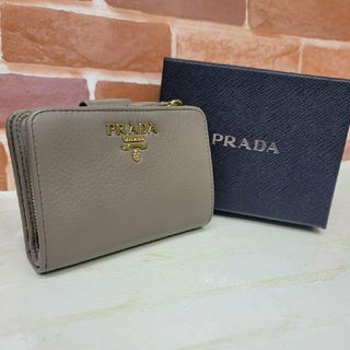 PRADA(財布)のフリマアイテム一覧 PRADA(財布)のフリマアイテム一覧