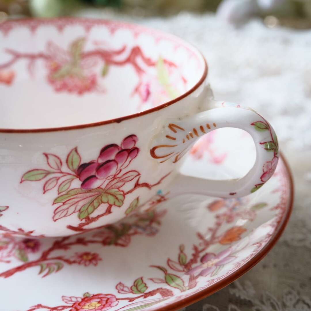 MINTON - フランスアンティーク サルグミンヌミントン252 カップ MINTON - フランスアンティーク サルグミンヌミントン252 カップ