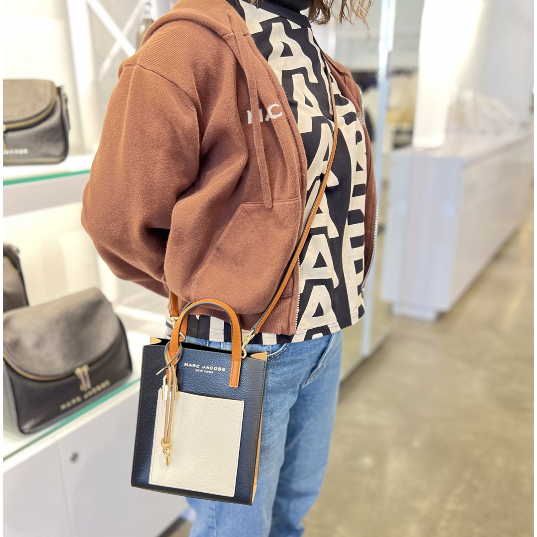 MARC JACOBS - MARC JACOBS ミニトートバッグの通販 by RHROOM MARC JACOBS - MARC JACOBS ミニトートバッグの通販 by RHROOM