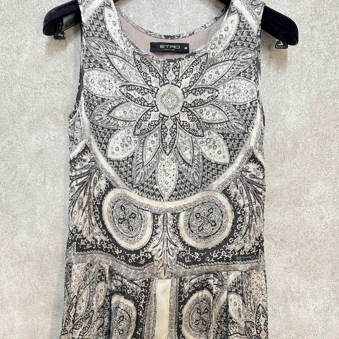 ETRO - エトロ 総柄 ペイズリー柄 シルクワンピース 40 ブラウン ETRO - エトロ 総柄 ペイズリー柄 シルクワンピース 40 ブラウン