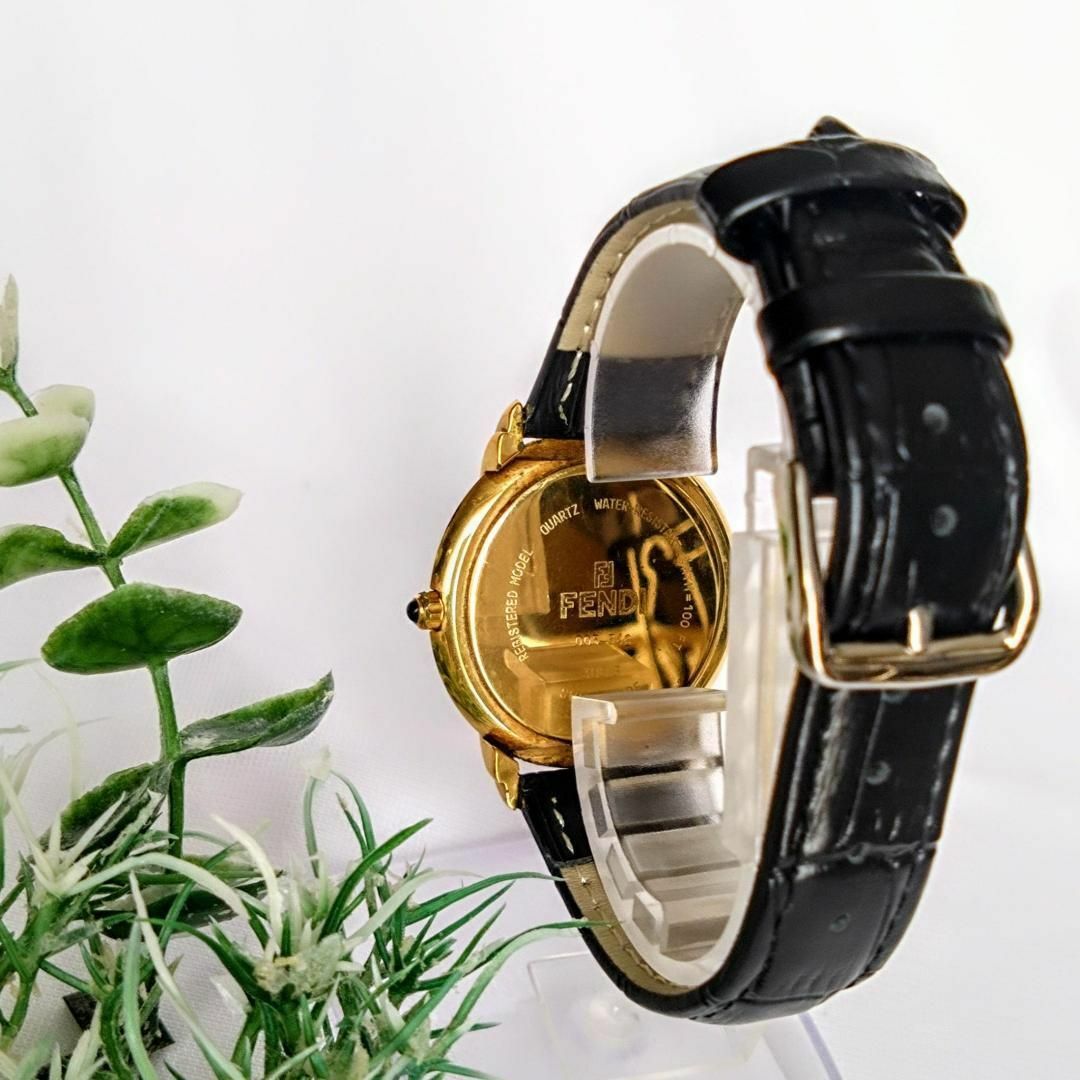 FENDI - 良品 FENDIフェンディ レディース腕時計ブラック300L FENDI - 良品 FENDIフェンディ レディース腕時計ブラック300L