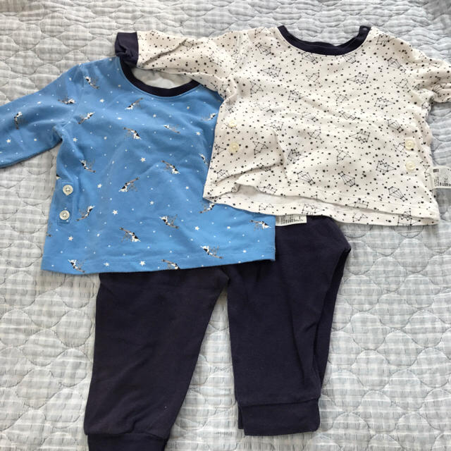 UNIQLO(ユニクロ)のパジャマ2セット キッズ/ベビー/マタニティのベビー服(~85cm)(パジャマ)の商品写真