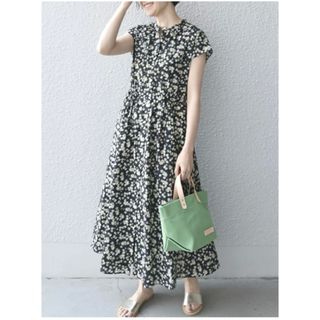 Her lip to - 【中古】Perugia Drape Neck Pleated Dressの通販 Her lip to - 【中古】Perugia Drape Neck Pleated Dressの通販