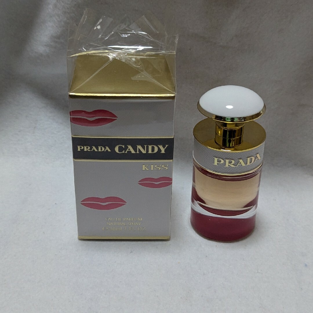 PRADA - プラダキャンディキスオーデパルファム30mlの通販 by PRADA - プラダキャンディキスオーデパルファム30mlの通販 by