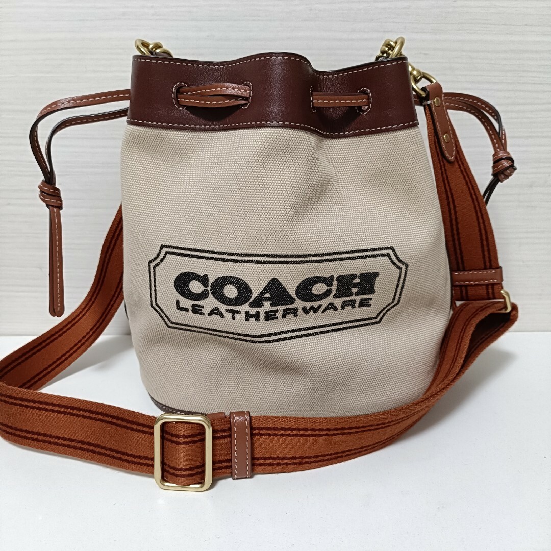 COACH - コーチ 2way 巾着バケットショルダーバッグ 本革レザー COACH - コーチ 2way 巾着バケットショルダーバッグ 本革レザー