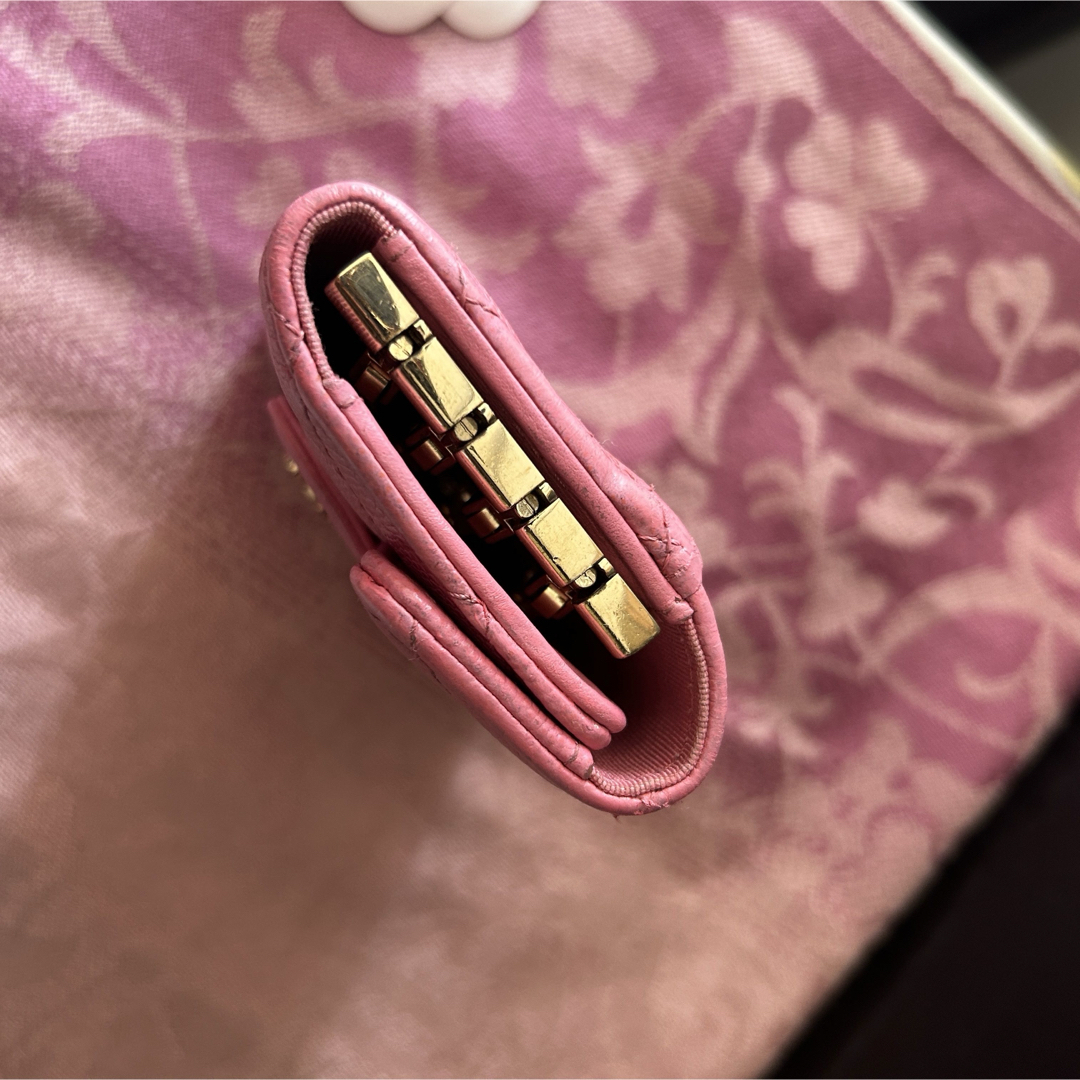 CHANEL - CHANELシャネル 4連キーケース ゴールド金具 CHANEL - CHANELシャネル 4連キーケース ゴールド金具