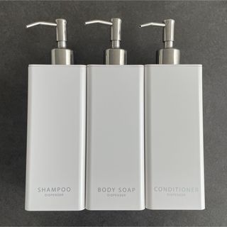 STUSSY - 非売品 stussy CHANEL 追悼デザイン ポスターの通販 by STUSSY - 非売品 stussy CHANEL 追悼デザイン ポスターの通販 by