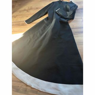 JUSGLITTY - JUSGLITTY ワンピースの通販 by s.yy's shop JUSGLITTY - JUSGLITTY ワンピースの通販 by s.yy's shop
