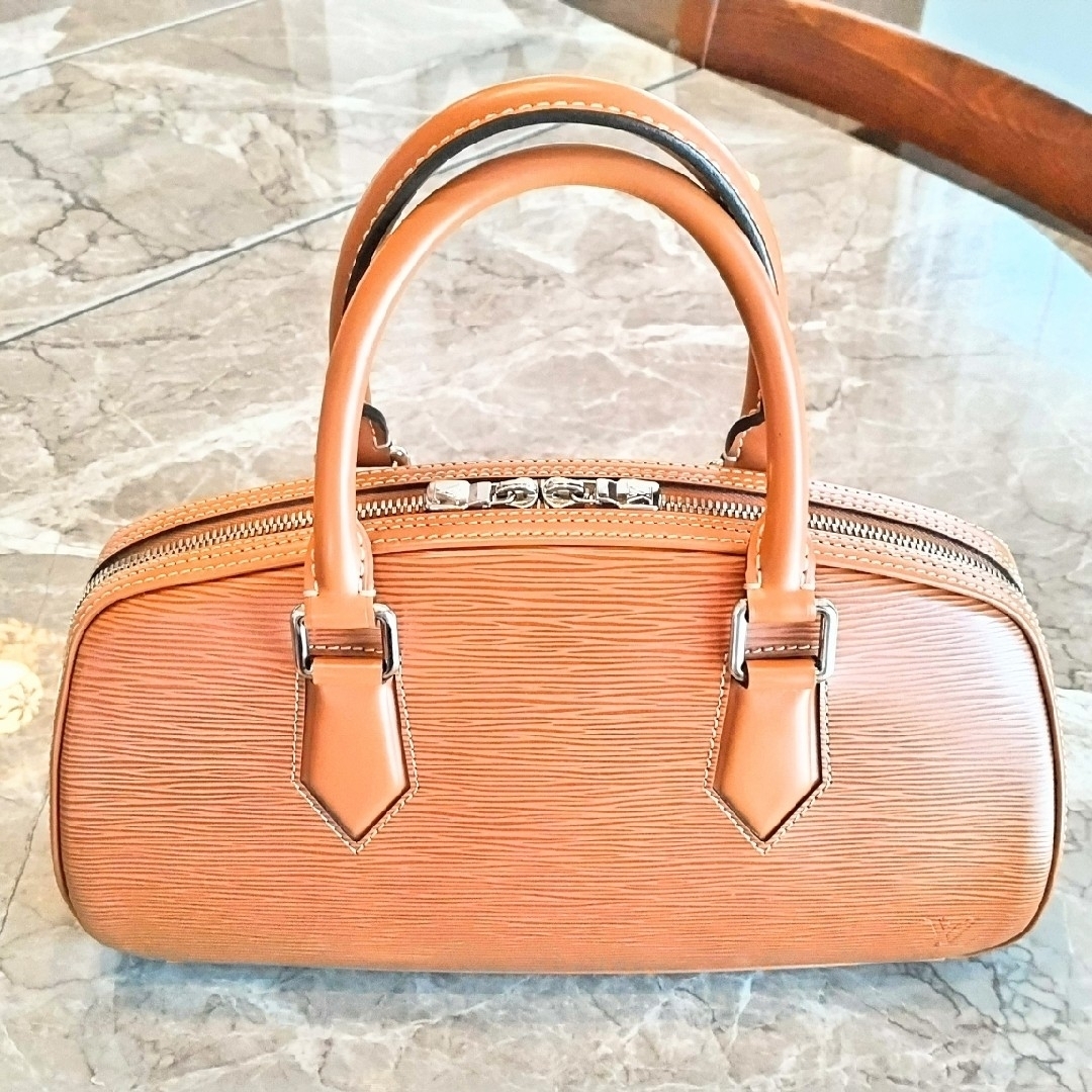 LOUIS VUITTON - ■✨セール中5/20迄✨️■LOUIS VUITTON  ジャスミンバッグ エピ