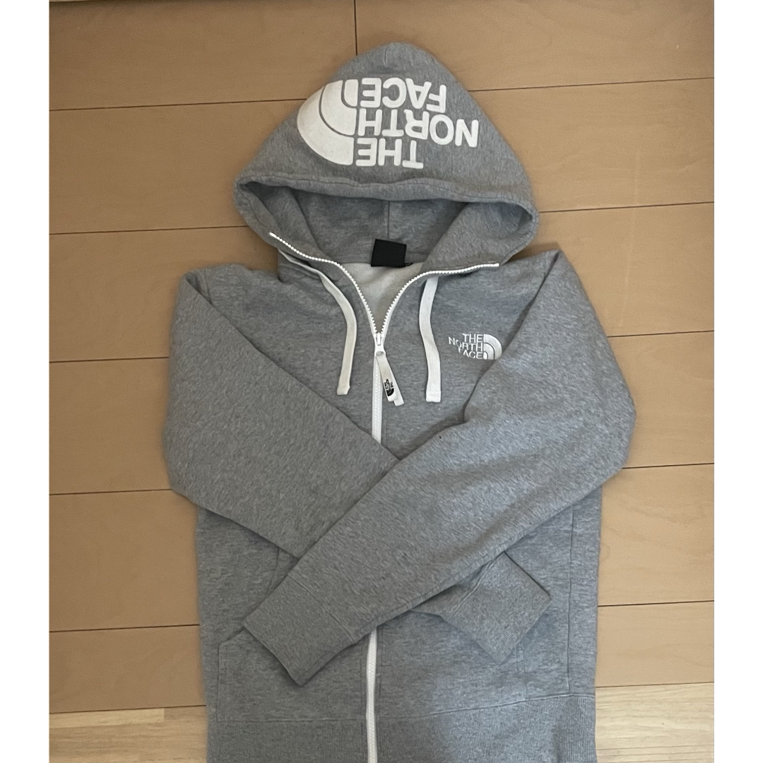 THE NORTH FACE - THE NORTH FACE グレー パーカーの通販 by lil THE NORTH FACE - THE NORTH FACE グレー パーカーの通販 by lil