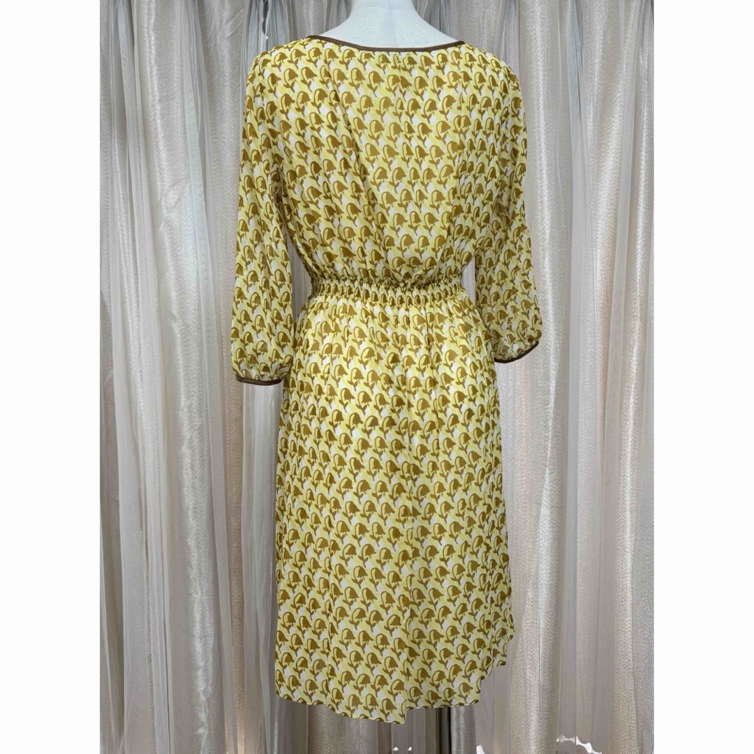 UNTITLED - タグ付き 新品 未使用 UNTITLED 花柄 シフォン UNTITLED - タグ付き 新品 未使用 UNTITLED 花柄 シフォン