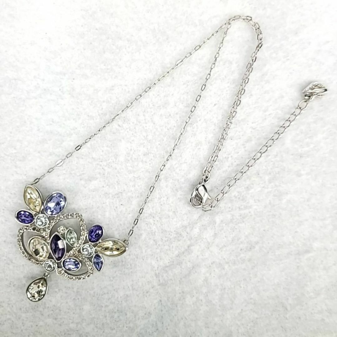 SWAROVSKI - ◇極美品◇スワロフスキー ネックレス フラワー SWAROVSKI - ◇極美品◇スワロフスキー ネックレス フラワー
