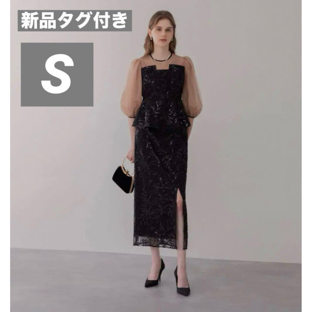 Leja - LEJA シアーパフスリーブぺプラムスパンコール花柄I Leja - LEJA シアーパフスリーブぺプラムスパンコール花柄I