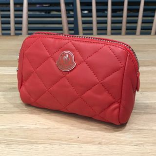 MONCLER(ポーチ)のフリマアイテム一覧 MONCLER(ポーチ)のフリマアイテム一覧