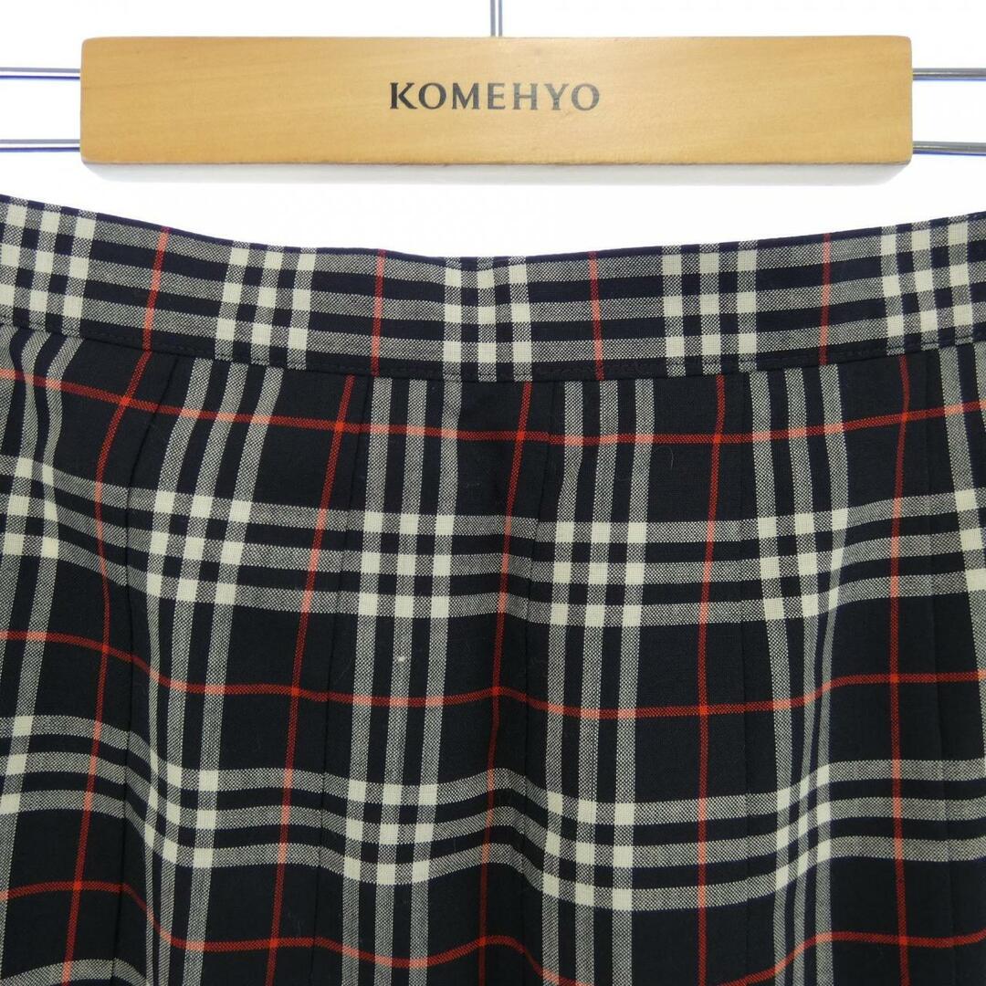 BURBERRY - 【ヴィンテージ】バーバリーズ Burberrys スカートの BURBERRY - 【ヴィンテージ】バーバリーズ Burberrys スカートの