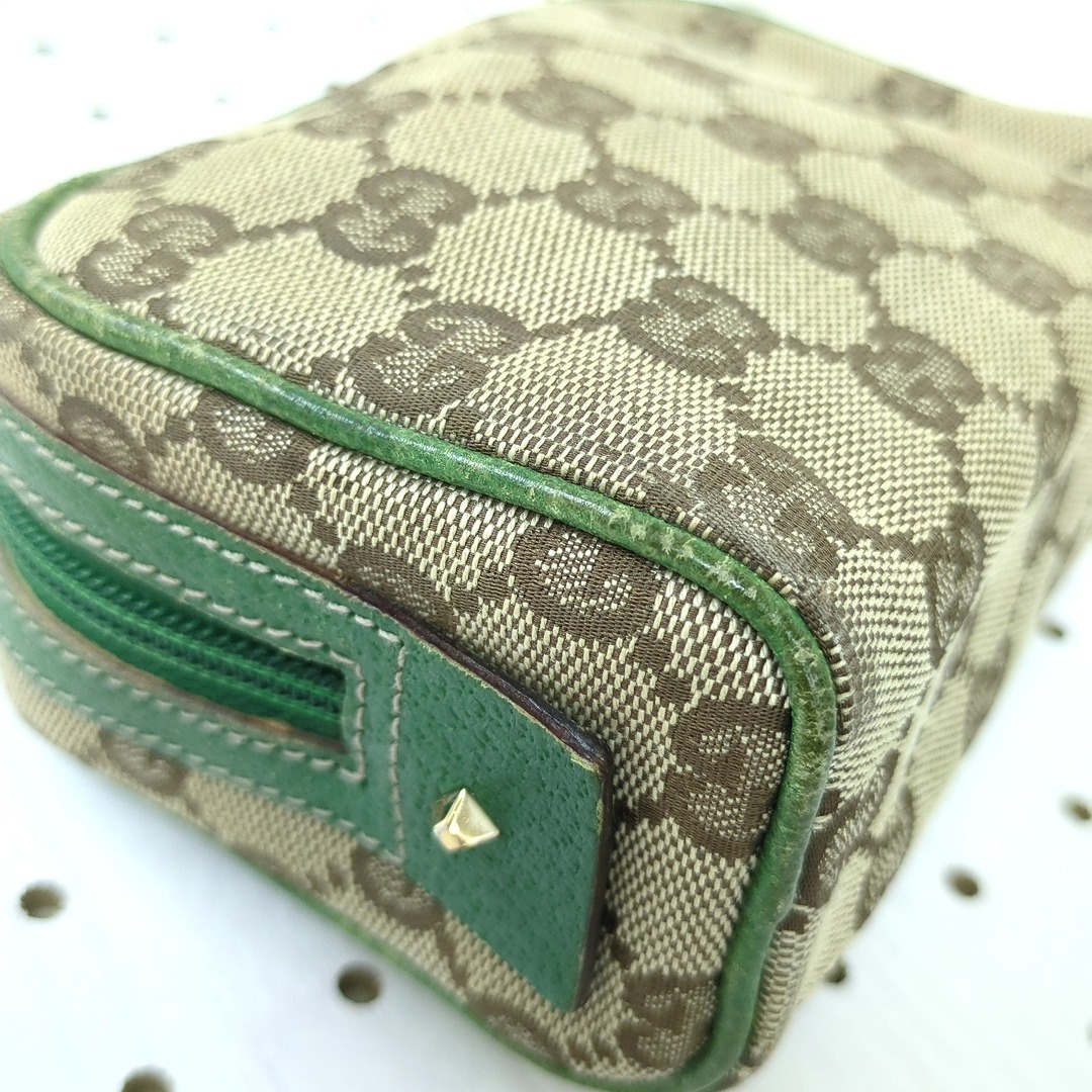 GUCCI - GUCCI グッチ GG柄 キャンバス レザー ポーチ ブラウン GUCCI - GUCCI グッチ GG柄 キャンバス レザー ポーチ ブラウン