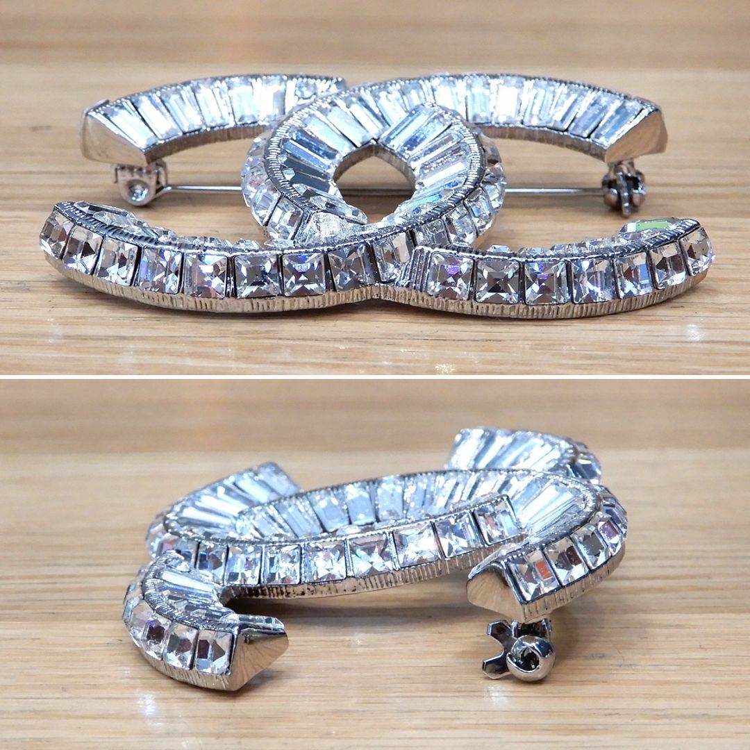 CHANEL - 新品同様 シャネル ココマーク ブローチ シルバー CHANEL - 新品同様 シャネル ココマーク ブローチ シルバー