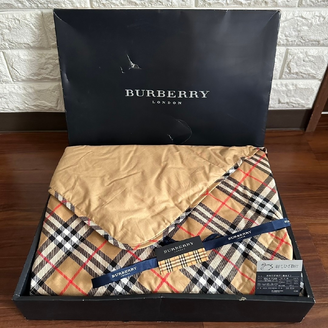 BURBERRY - 未使用 BURBERRY バーバリー ノバチェック 羽毛 BURBERRY - 未使用 BURBERRY バーバリー ノバチェック 羽毛