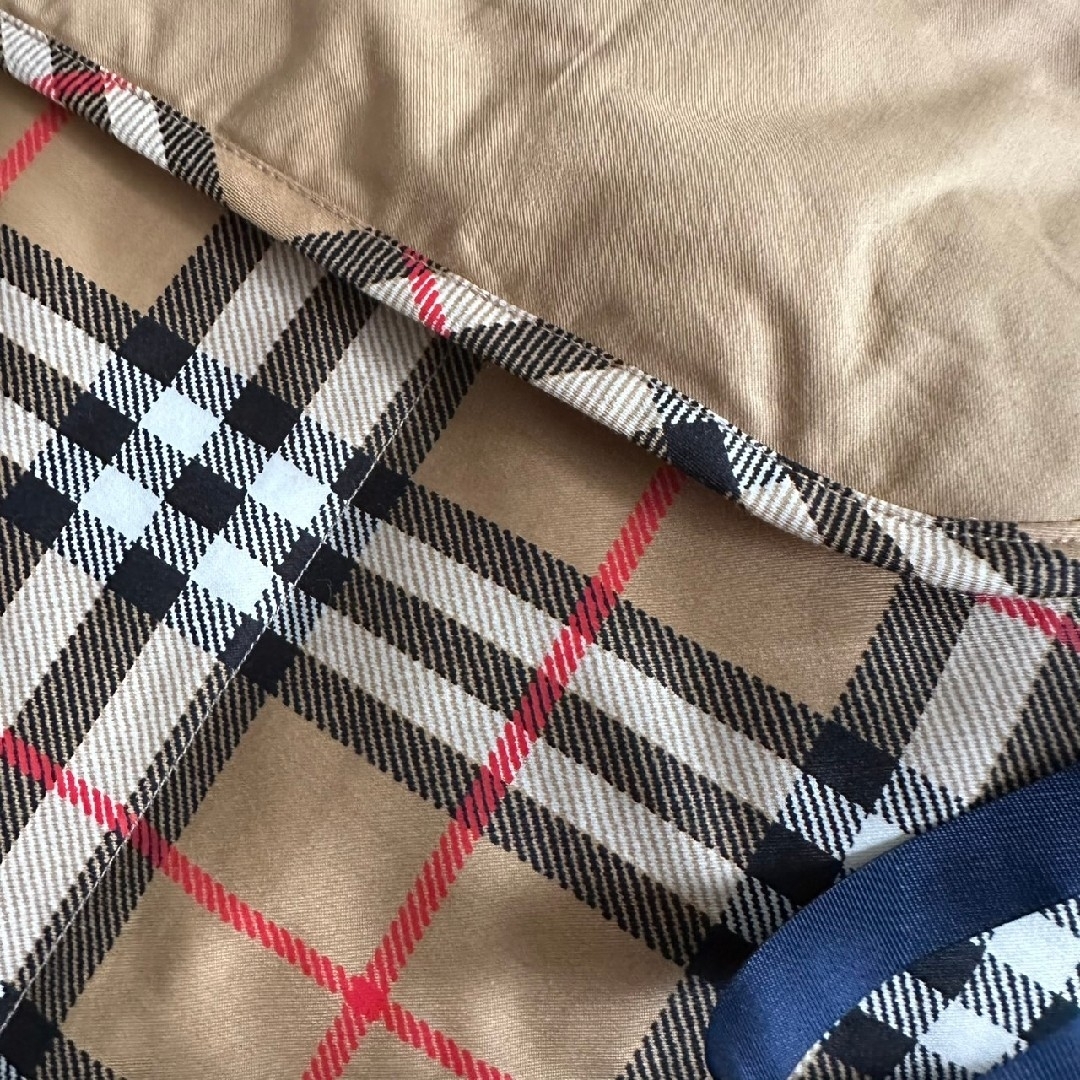 BURBERRY - 未使用 BURBERRY バーバリー ノバチェック 羽毛 BURBERRY - 未使用 BURBERRY バーバリー ノバチェック 羽毛