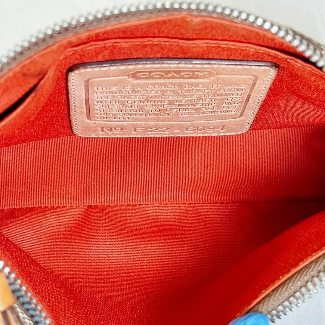 COACH - 良品 コーチ アクセサリーポーチ ワンショルダー COACH - 良品 コーチ アクセサリーポーチ ワンショルダー
