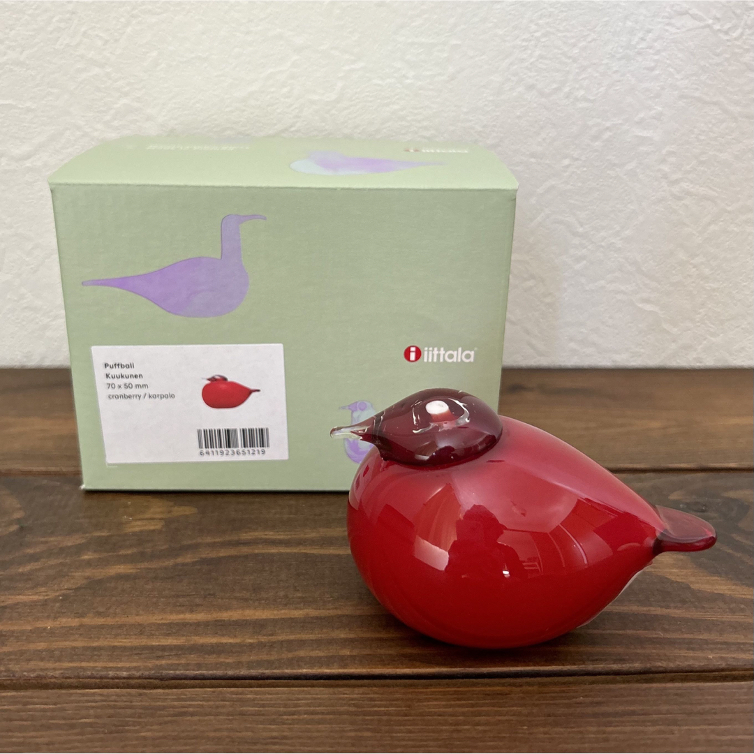 iittala - イッタラ オイバ・トイッカ パフボール クラン ベリー iittala - イッタラ オイバ・トイッカ パフボール クラン ベリー
