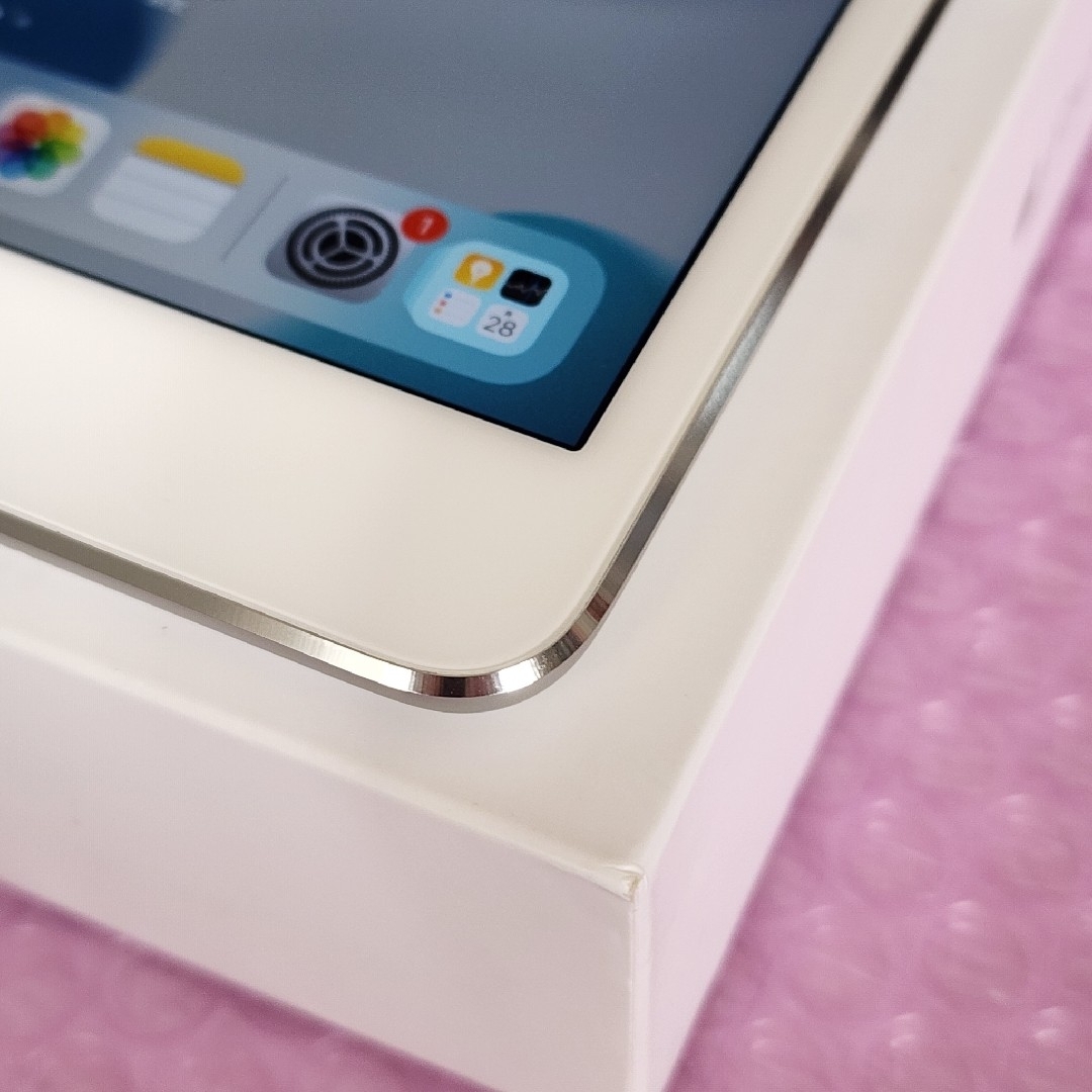 iPad - 超美品 iPad mini4 64GB 元箱・充電器・ケーブル付き iPad - 超美品 iPad mini4 64GB 元箱・充電器・ケーブル付き