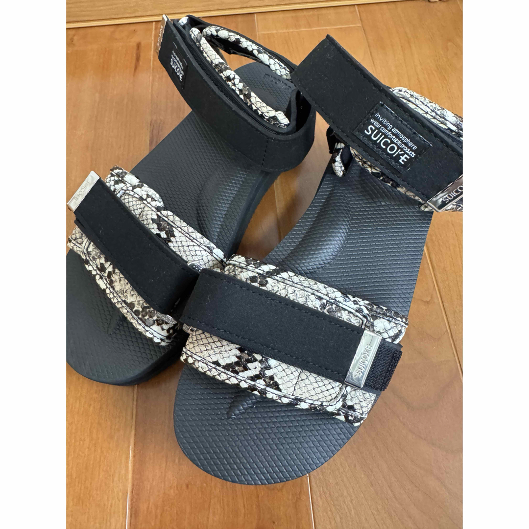 suicoke - 未使用 SUICOKE スイコック フレームワーク サンダル suicoke - 未使用 SUICOKE スイコック フレームワーク サンダル