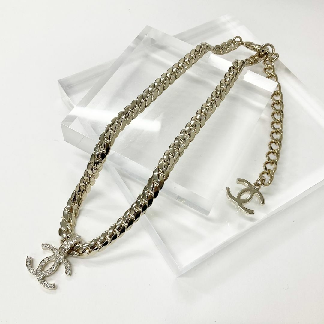 CHANEL - M10808 シャネル ネックレス ココマーク ライン CHANEL - M10808 シャネル ネックレス ココマーク ライン