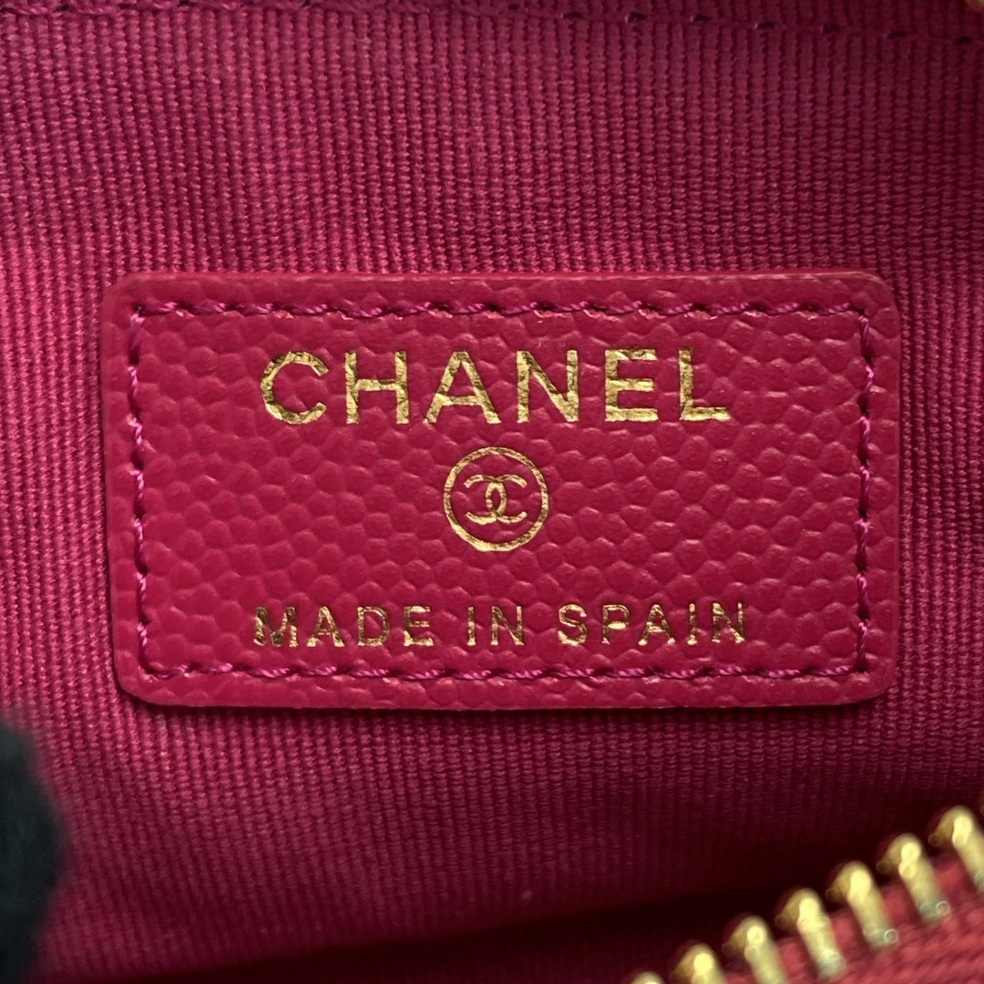 CHANEL - CHANEL シャネル マトラッセ クラシック ミニポーチ CHANEL - CHANEL シャネル マトラッセ クラシック ミニポーチ