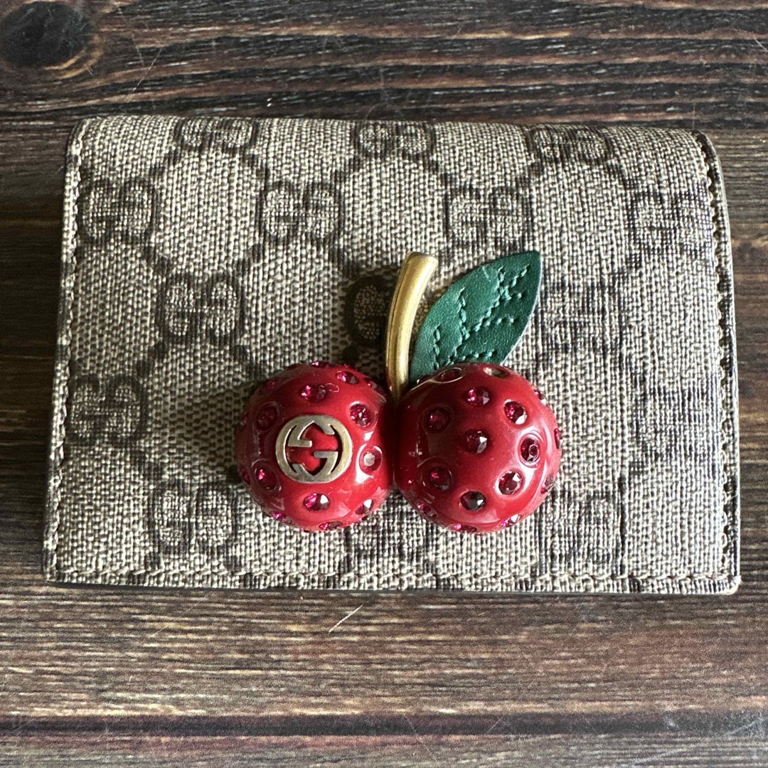 GUCCI - GUCCI グッチ ミニウォレット さくらんぼ 2つ折りの通販 GUCCI - GUCCI グッチ ミニウォレット さくらんぼ 2つ折りの通販
