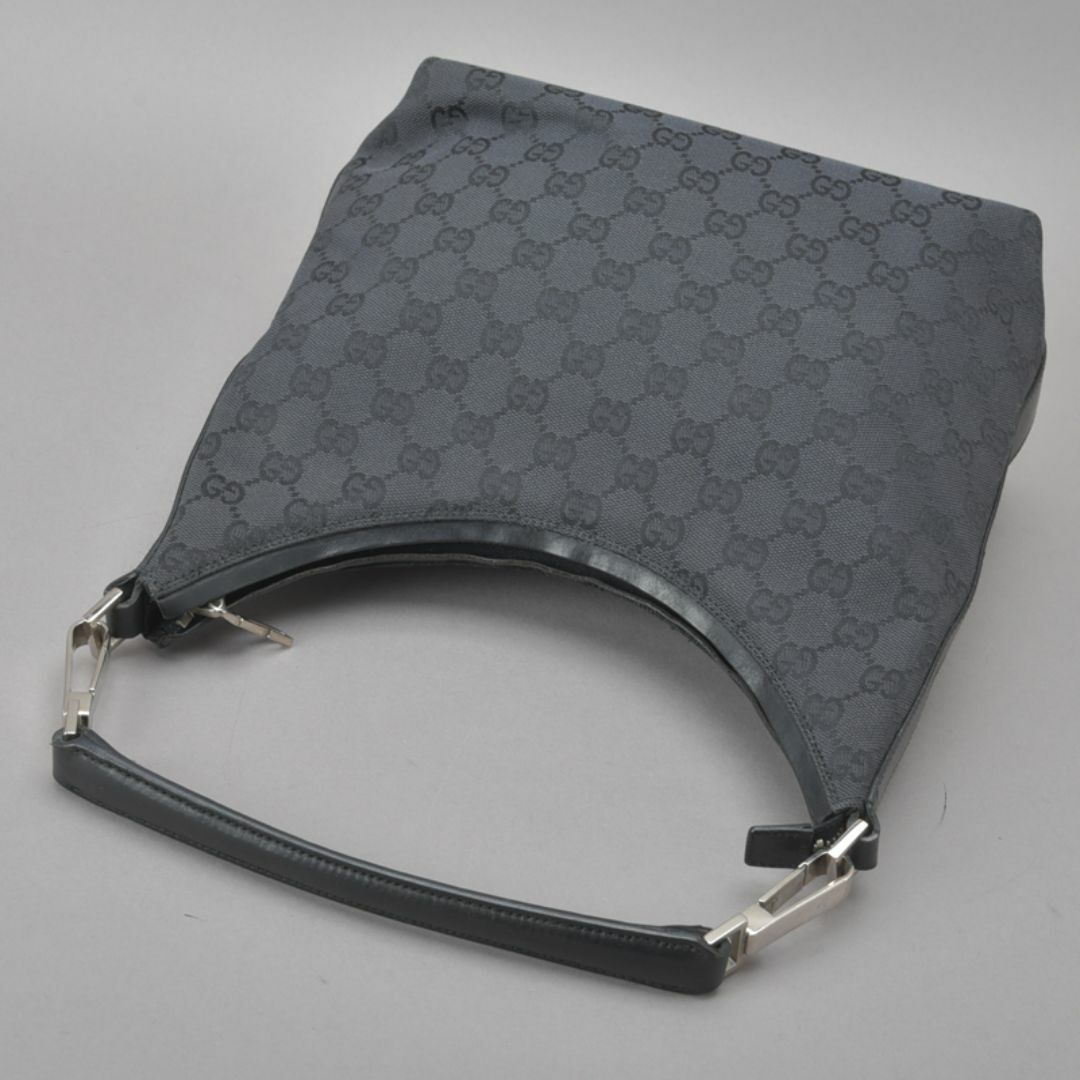 GUCCI - 美品◇GUCCI グッチ ワンショルダーバッグ GGキャンバス GUCCI - 美品◇GUCCI グッチ ワンショルダーバッグ GGキャンバス