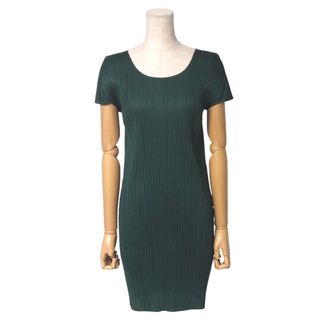 PLEATS PLEASE ISSEY MIYAKE(ワンピース)のフリマアイテム一覧 PLEATS PLEASE ISSEY MIYAKE(ワンピース)のフリマアイテム一覧