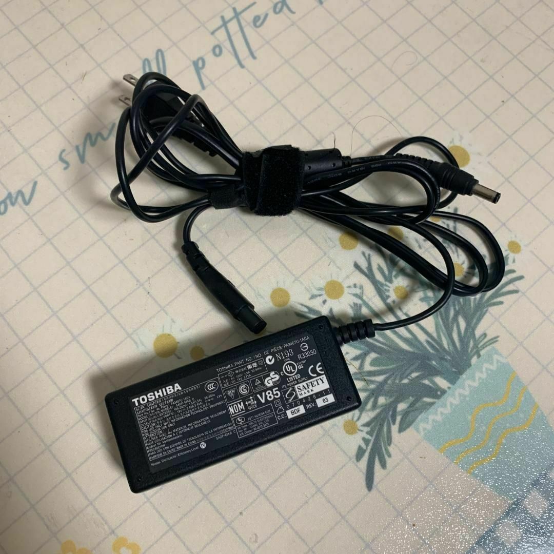 T02A【美品】薄型Core-i3第7世代/8GB/SSD256GB cの通販 by T02A【美品】薄型Core-i3第7世代/8GB/SSD256GB cの通販 by
