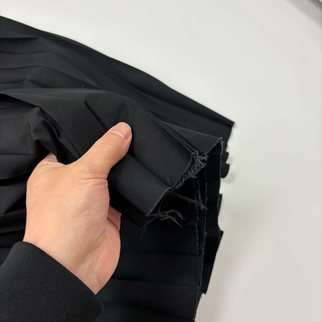 sacai - 良品 sacai サイド プリーツ ドッキング ラップ sacai - 良品 sacai サイド プリーツ ドッキング ラップ