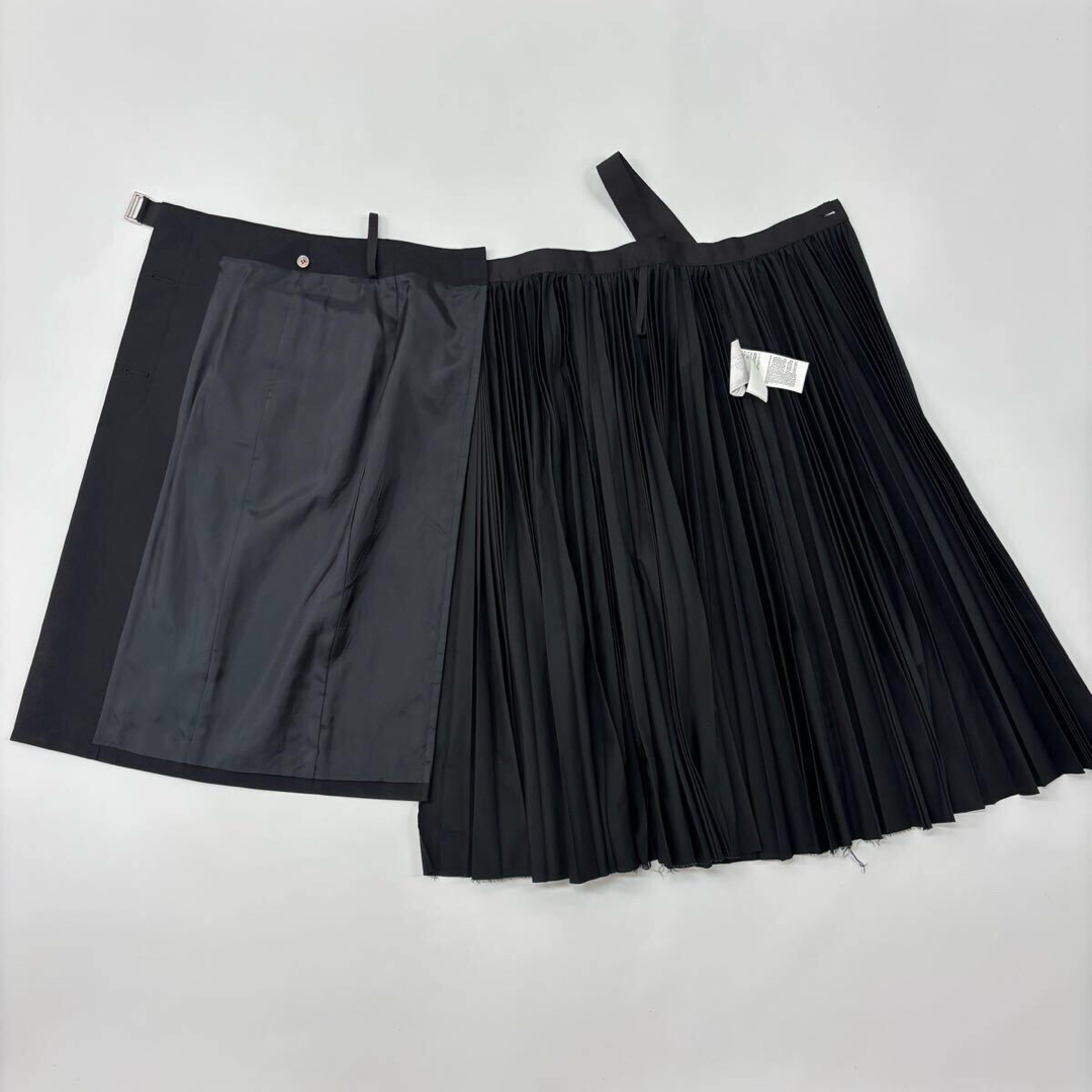 sacai - 良品 sacai サイド プリーツ ドッキング ラップ sacai - 良品 sacai サイド プリーツ ドッキング ラップ