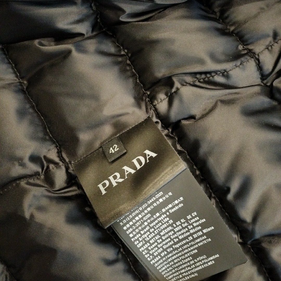 PRADA - PRADA プラダ 42 ダウンジャケットの通販 by PRADA - PRADA プラダ 42 ダウンジャケットの通販 by