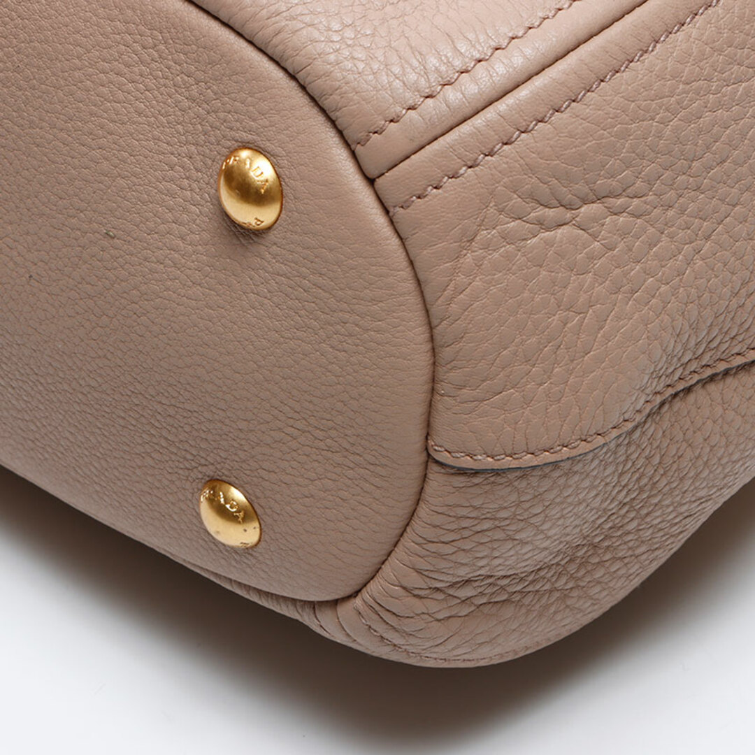 PRADA - プラダ PRADA 2WAY ゴールド金具 ハンドバッグの通販 by PRADA - プラダ PRADA 2WAY ゴールド金具 ハンドバッグの通販 by