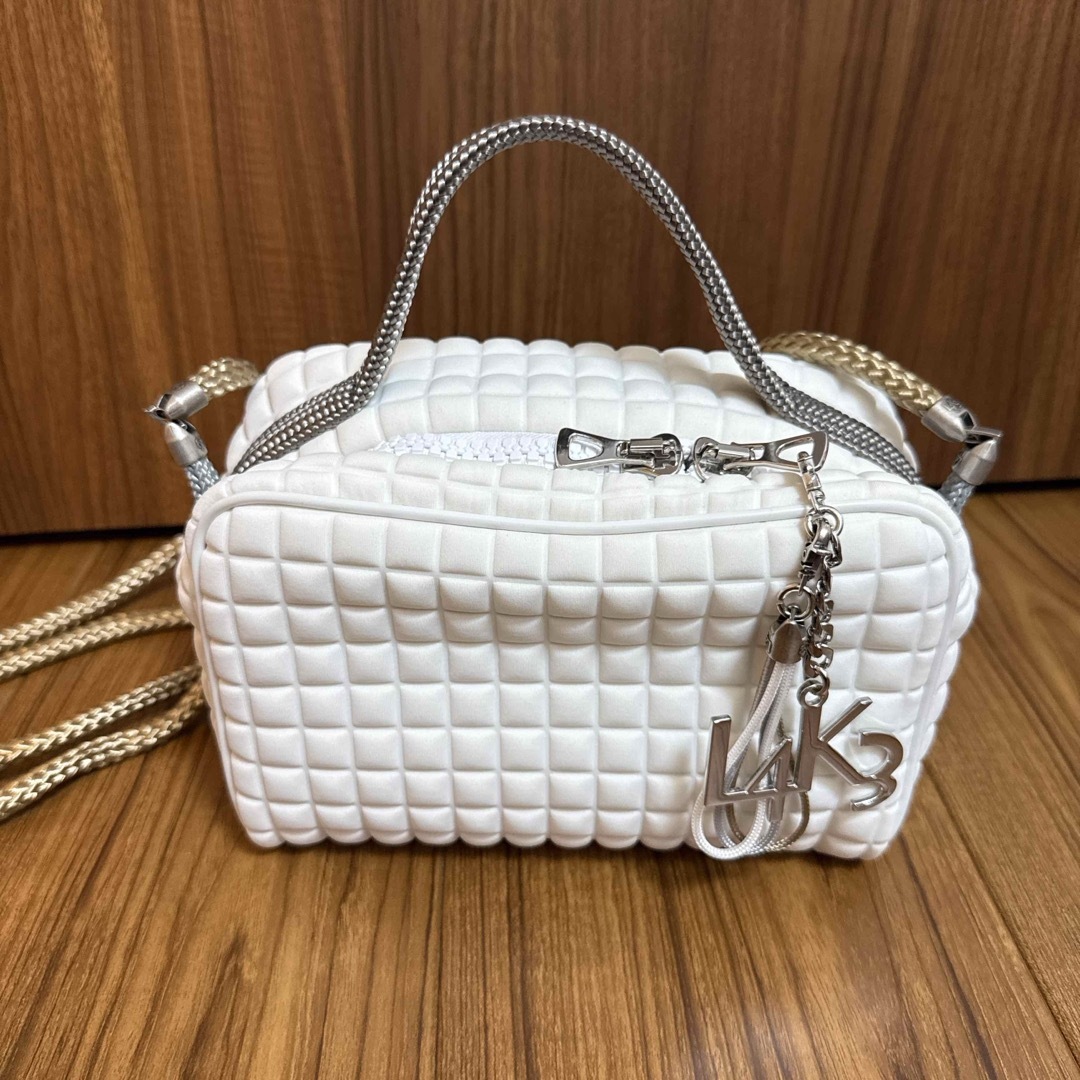 レイク l4k3 MACARON バッグの通販 by mk's shop|ラクマ レイク l4k3 MACARON バッグの通販 by mk's shop|ラクマ