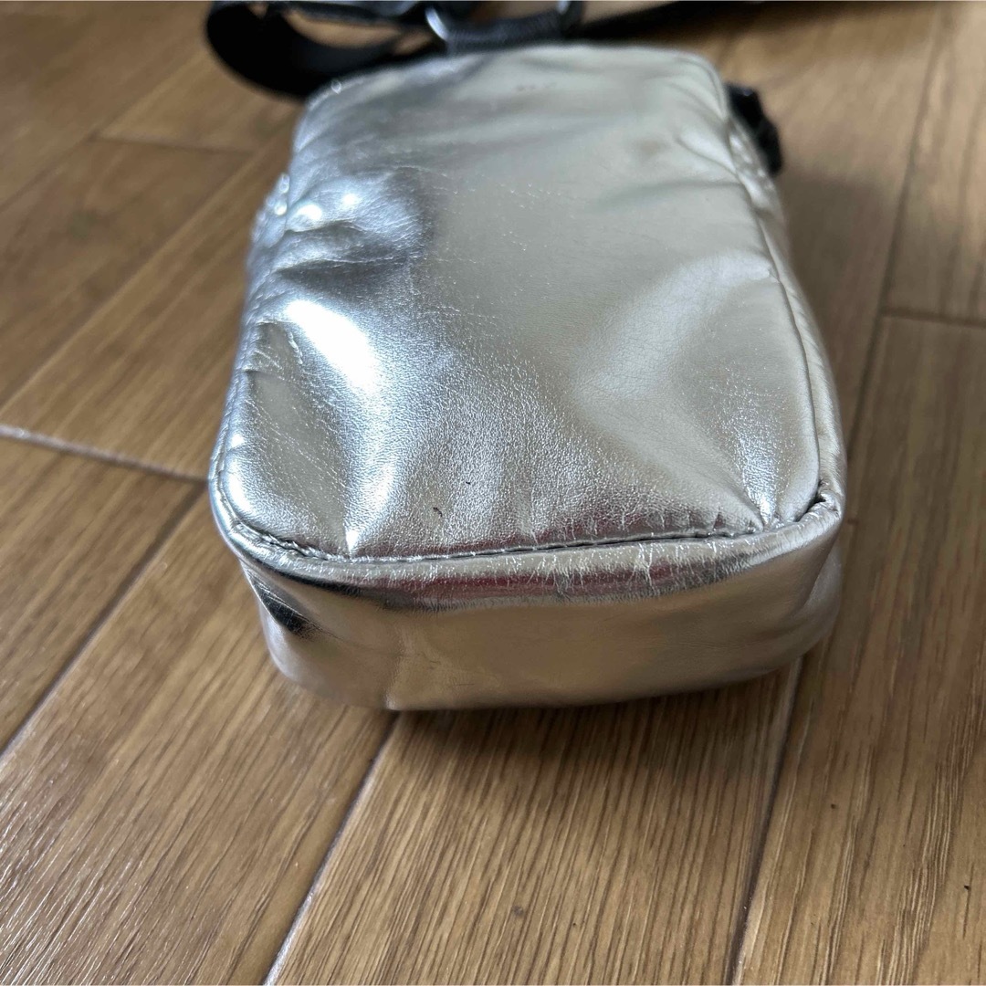 DIESEL - ディーゼル❣️ロゴ ショルダーポーチ スマホ ミニ DIESEL - ディーゼル❣️ロゴ ショルダーポーチ スマホ ミニ