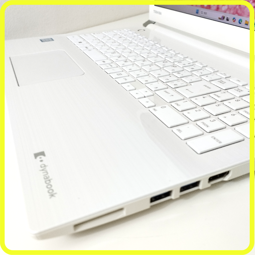 東芝 - 極美品 白 新品SSD256GB⭐️windows11 ノートパソコン 東芝 - 極美品 白 新品SSD256GB⭐️windows11 ノートパソコン