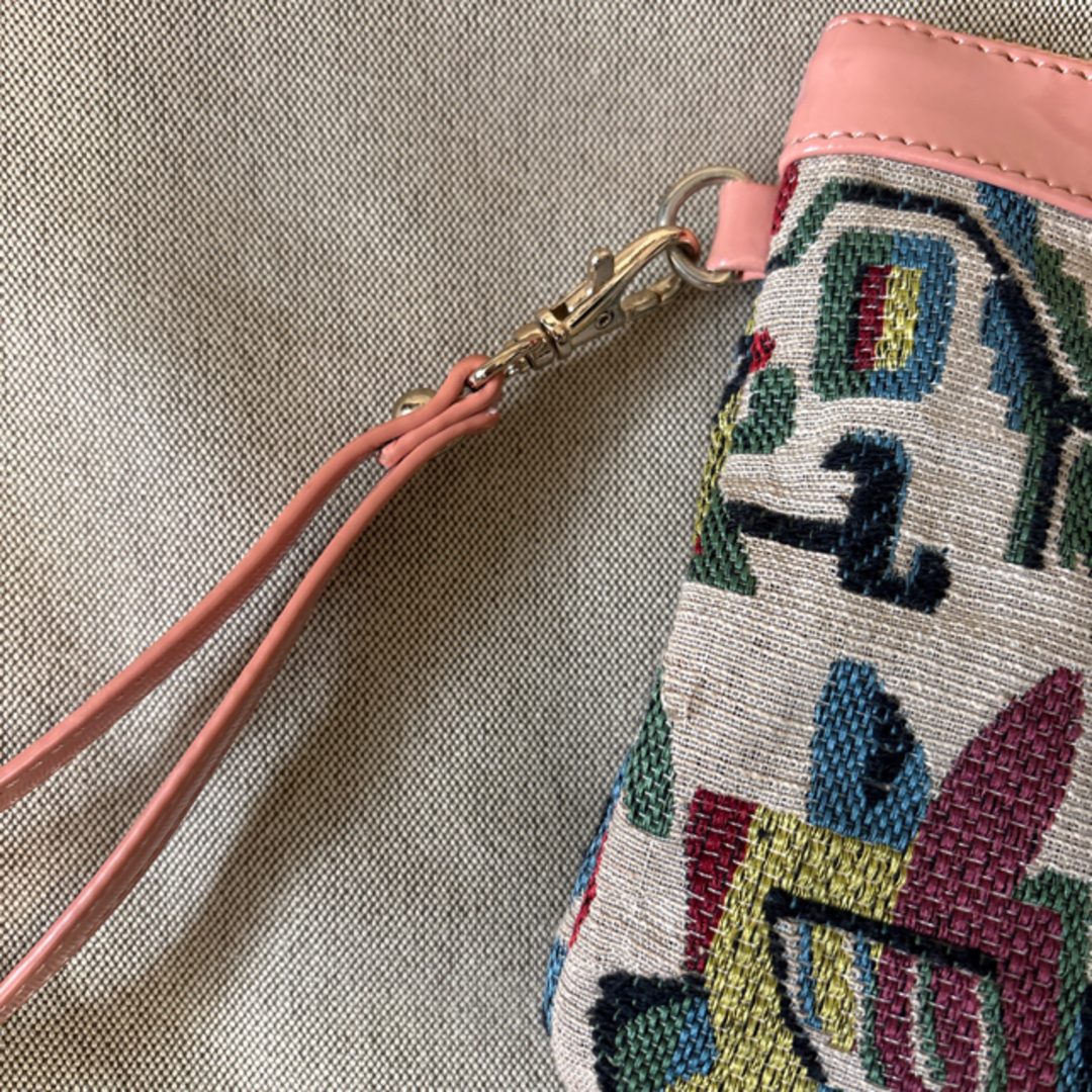 花柄刺繍 クラッチバッグの通販 by すーさん's shop|ラクマ 花柄刺繍 クラッチバッグの通販 by すーさん's shop|ラクマ