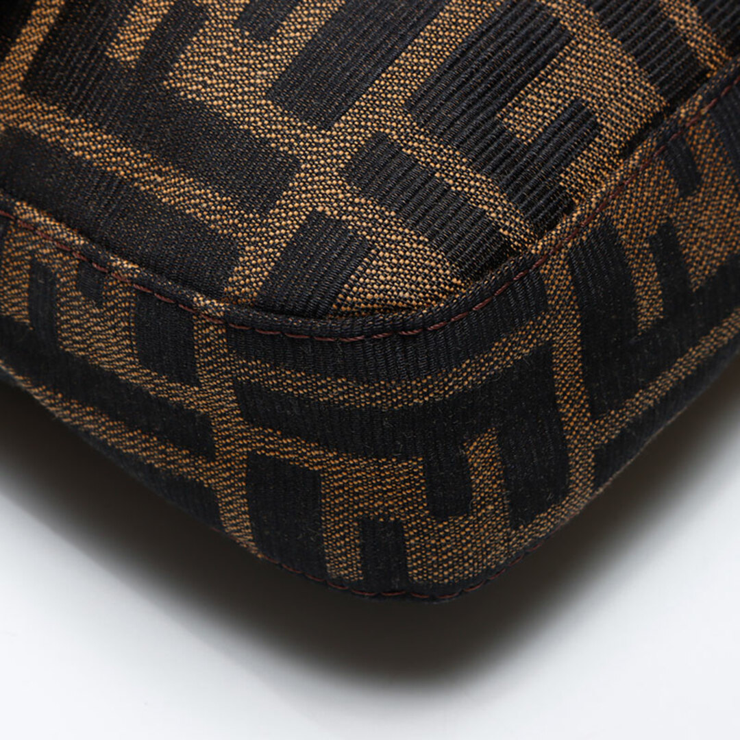 FENDI - フェンディ FENDI ズッカ キャンバス マンマバケット FENDI - フェンディ FENDI ズッカ キャンバス マンマバケット