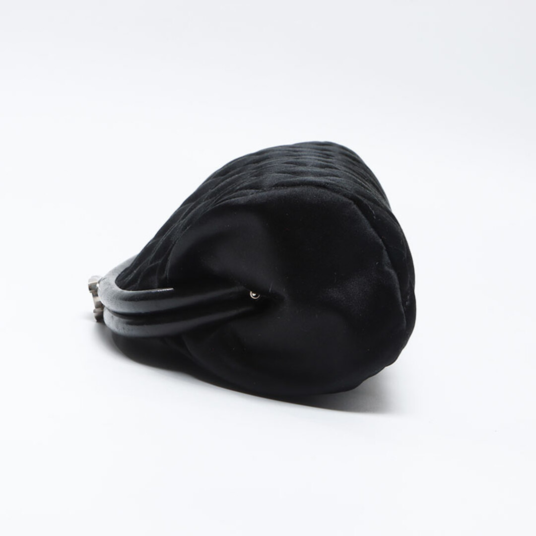 CHANEL - シャネル CHANEL 11番台 2007-2008 サテン クラッチ CHANEL - シャネル CHANEL 11番台 2007-2008 サテン クラッチ